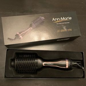Ann Marie brush dryer
